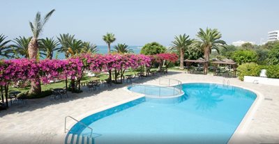 قبرس-شمالی-هتل-ساحلی-آلیون-Alion-Beach-Hotel-137061