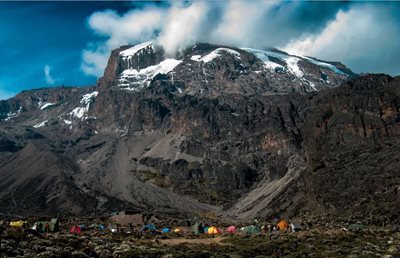 قله کیلیمانجارو Kilimanjaro