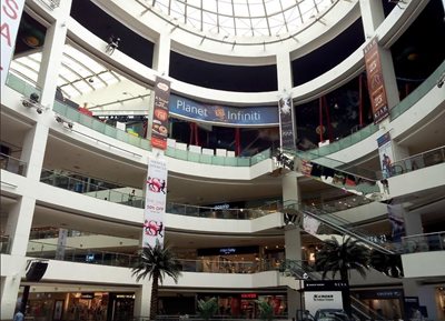 بمبئی-مرکز-خرید-اینفینیتی-Infiniti-Mall-138744