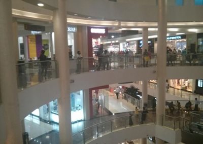 بمبئی-مرکز-خرید-ویویانا-Viviana-Mall-138821