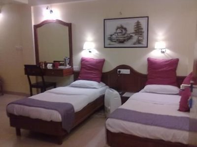 بمبئی-هتل-کمپس-کرنر-Hotel-Kemps-Corner-139498