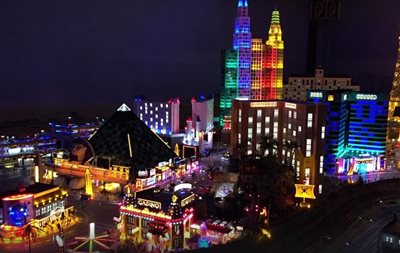 هامبورگ-سرزمین-عجایب-مینیاتوری-Miniatur-Wunderland-139934