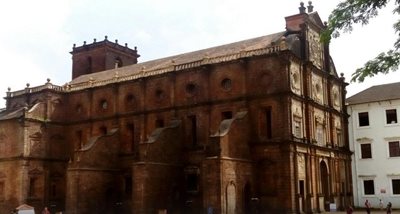 گوا-کلیسای-بوم-ژیزوس-Basilica-of-Bom-Jesus-141072