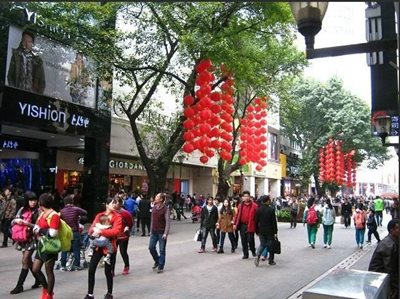 گوانجو-بازار-بیجینگ-Beijing-Road-Shopping-District-141372