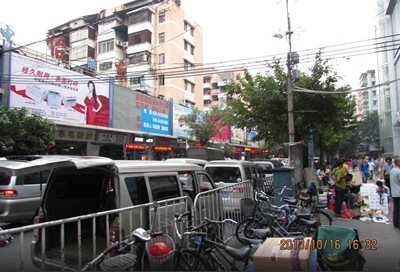 گوانجو-خیابان-کامپیوتر-Computer-Street-141605