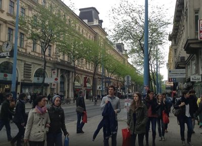 وین-خیابان-ماریا-هیلفر-Mariahilfer-Street-145945