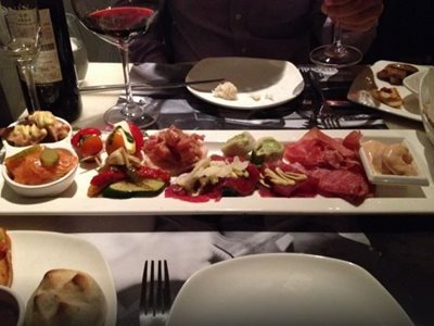 شانگهای-رستوران-ایتالیایی-Goodfellas-Italian-restaurant-147048