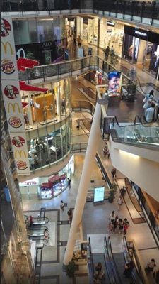 پراگ-مرکز-خرید-پالادیوم-Palladium-Shopping-Center-Prague-147423