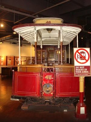 سانفرانسیسکو-موزه-تراموای-کابلی-Cable-Car-Museum-147897