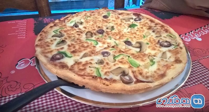 پیتزا مینوش Minouche Pizza