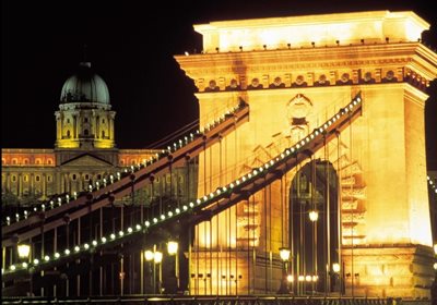 بوداپست-پل-چین-Chain-Bridge-150333