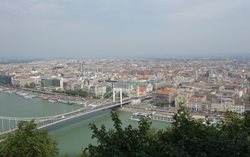 تپه گلرت و مجسمه Gellert Hill and Statue