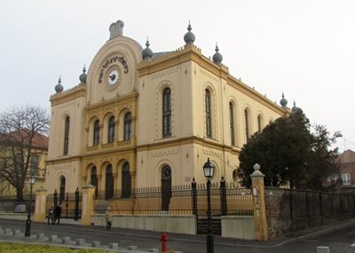 کنیسه پچ Pecs Synagogue