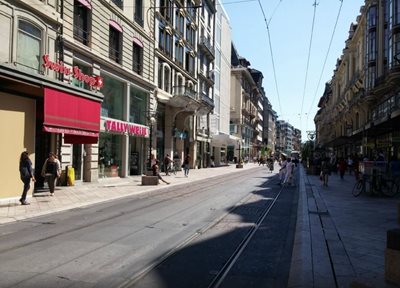 ژنو-خیابان-دو-رون-Rue-du-Rhone-155572