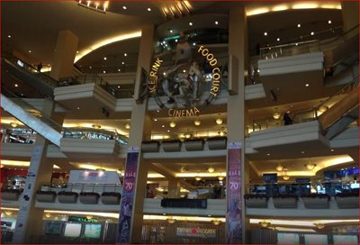 جاکارتا-بازار-تامان-آنگریک-Taman-Anggrek-Mall-156041