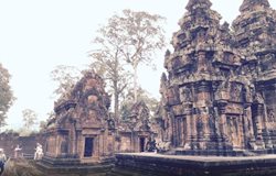معبد بانتی سری Banteay Srei