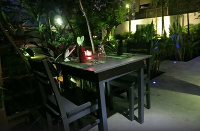 کافه می Mie Cafe