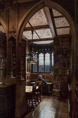 منچستر-کتابخانه-جان-رایلند-John-Rylands-Library-162188