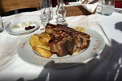 سانتورینی-رستوران-Metaxy-Mas-Tavern-162427