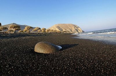 سانتورینی-ساحل-پریسا-Perissa-Beach-163547