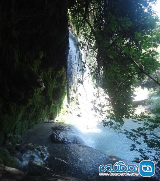آبشار کورسونلو Kursunlu Waterfalls