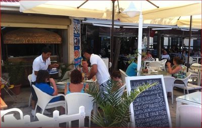 کوش-آداسی-کافه-رستوران-ساحلی-پالم-Palm-Beach-Restaurant-Cafe-167365