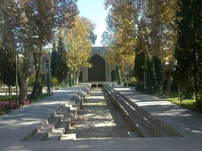 اصفهان-مدرسه-چهار-باغ-170138