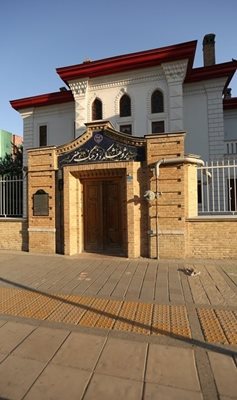تهران-عمارت-ارباب-رستم-گیو-172237
