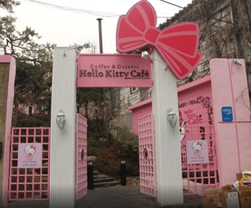 سئول-کافه-هلو-کیتی-Hello-Kitty-Cafe-176918