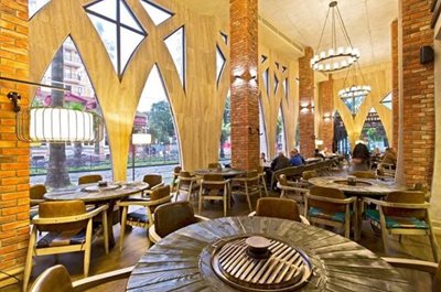 باتومی-رستوران-شهر-گریل-Grill-town-Restaurant-177172