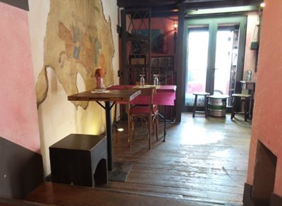 رم-کافه-دام-راک-Dome-Rock-Cafe-178059