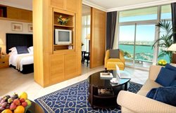 هتل بیچ روتانا Beach Rotana - Abu Dhabi