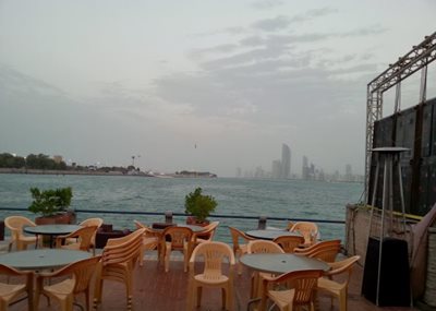ابوظبی-کافه-Le-Boulanger-Marina-Cafe-180002