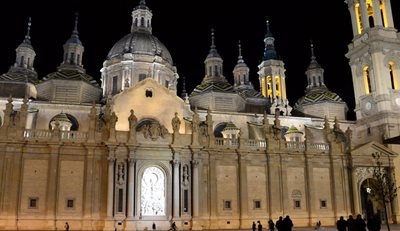 ساراگوسا-کلیسای-جامع-بانوی-پیلار-Basilica-de-Nuestra-Senora-del-Pilar-182083