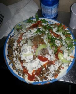 پالرمو-پیتزا-فروشی-منیر-Mounir-Pizzeria-Kebab-183239