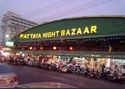 بازار شبانه پاتایا Pattaya Night Bazaar