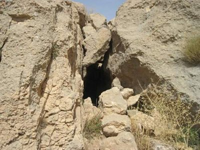 قروه-غار-و-صخره-های-تاریخی-فرهادتاش-184952