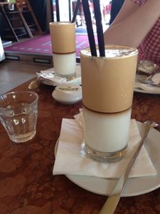 برلین-کافه-انیشتین-Cafe-Einstein-Unter-Den-Linden-185235