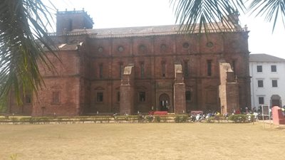 گوا-کلیسای-بوم-ژیزوس-Basilica-of-Bom-Jesus-186109