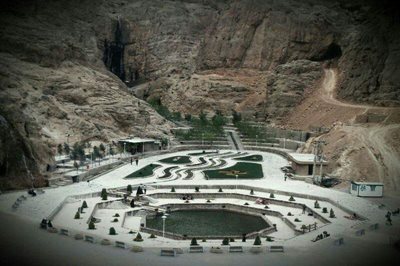 خمینی-شهر-چشمه-و-آبشار-لادر-186205