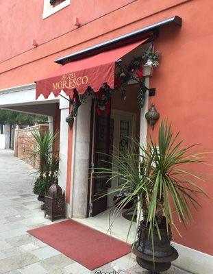 هتل مورسکو Hotel Moresco