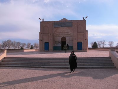 حسن-آباد-مقبره-شیخ-کلینی-188080