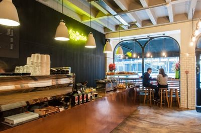 لندن-کافه-کافینه-Kaffeine-Cafe-188213