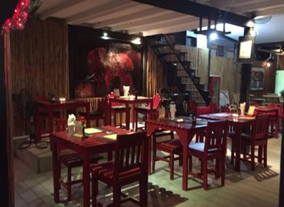 ساموئی-رستوران-ماه-قرمز-Red-Moon-Restaurant-190303