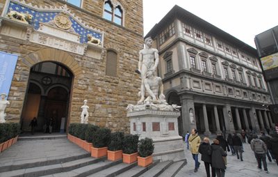 فلورانس-میدان-دلا-سینیوریا-Piazza-della-Signoria-190429