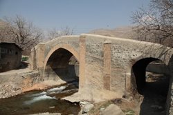 پل آجری کن (پل حاج محمد علی کنی)
