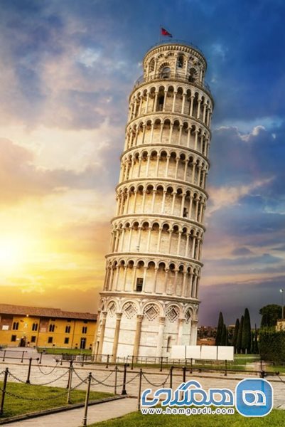 برج کج پیزا Leaning Tower of Pisa