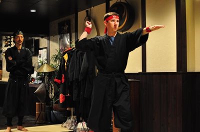 کیوتو-فروشگاه-نینجا-Ninja-Dojo-and-Store-195017
