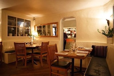 رستوران کریپ این Restaurang Kryp In