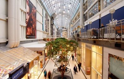 تورنتو-مرکز-خرید-سی-اف-CF-Toronto-Eaton-Centre-200343